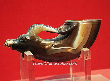Agate Cup with Animal Head, Tang Dynasty
